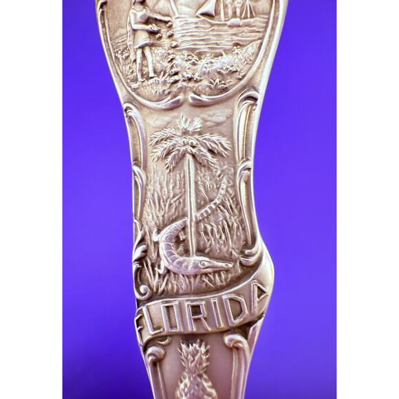 Historical SOUVENIR SPOON Jacksonville Florida STERLING SILVER Alligator Palm - Picture 4 of 10